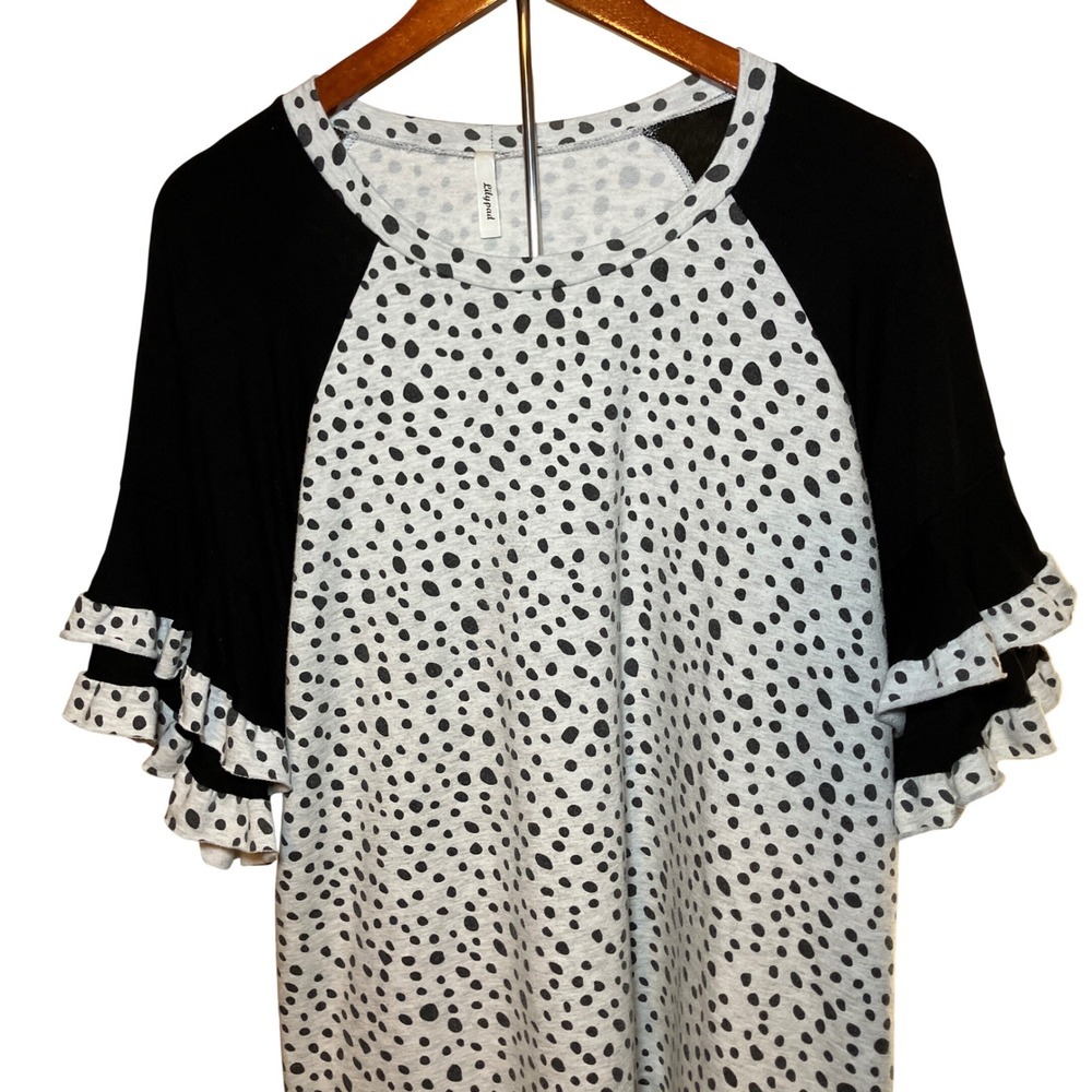 Lilypad Size L Women Gray Black Polka Dot Ruffle Sleeve Raglan Top - Picture 3 of 8